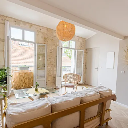 Spacieux T3 Neuf Climatise - Centre Apartmán